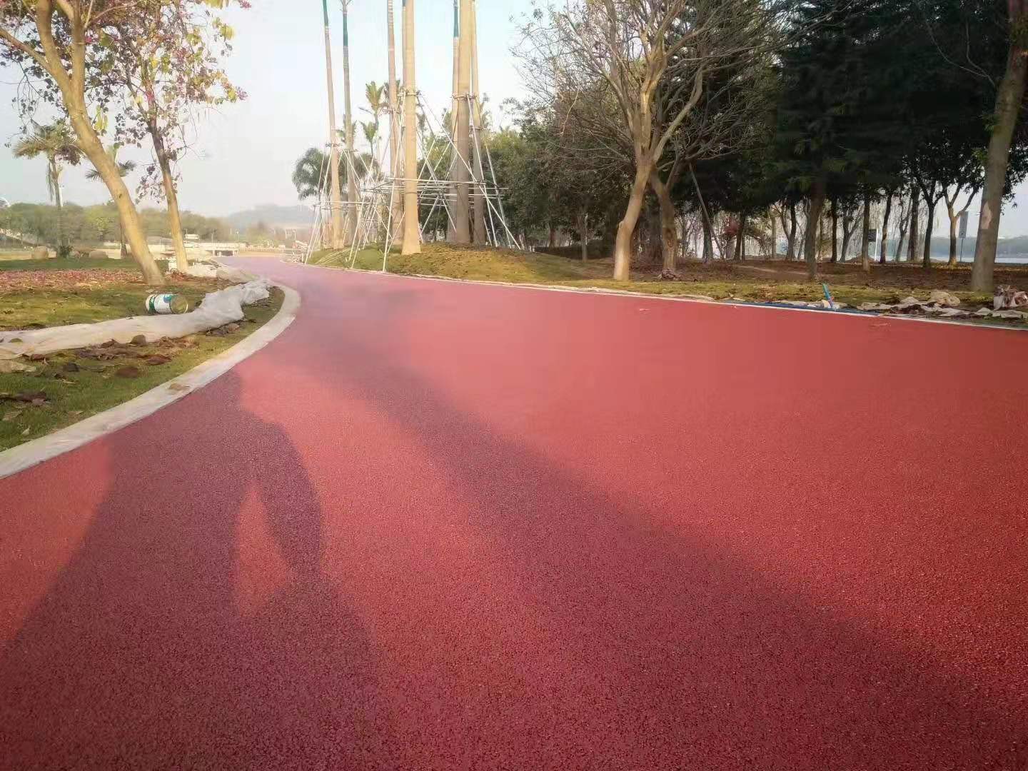 濟南彩色陶瓷顆粒防滑路面